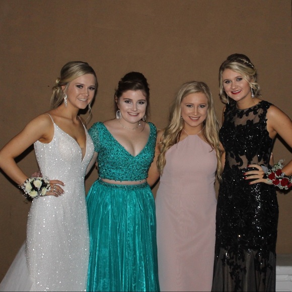 Sherri Hill Prom Dress - Picture 1 of 3